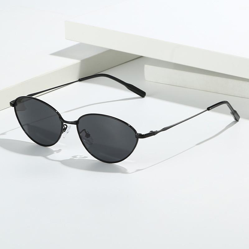 Vintage Metal Cat Eye Sunglasses With Uv400 Protection For Stylish Outdoor Wear