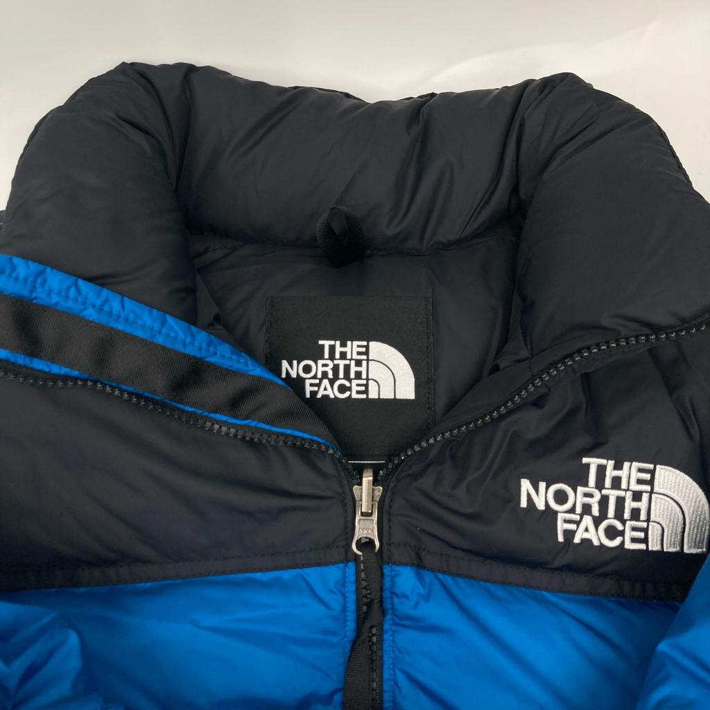 The North Face [Condiție Excelentă] NF0A3XE0 1996 Jachetă Retro Nuptse Jachetă S albastru-negruFolosit