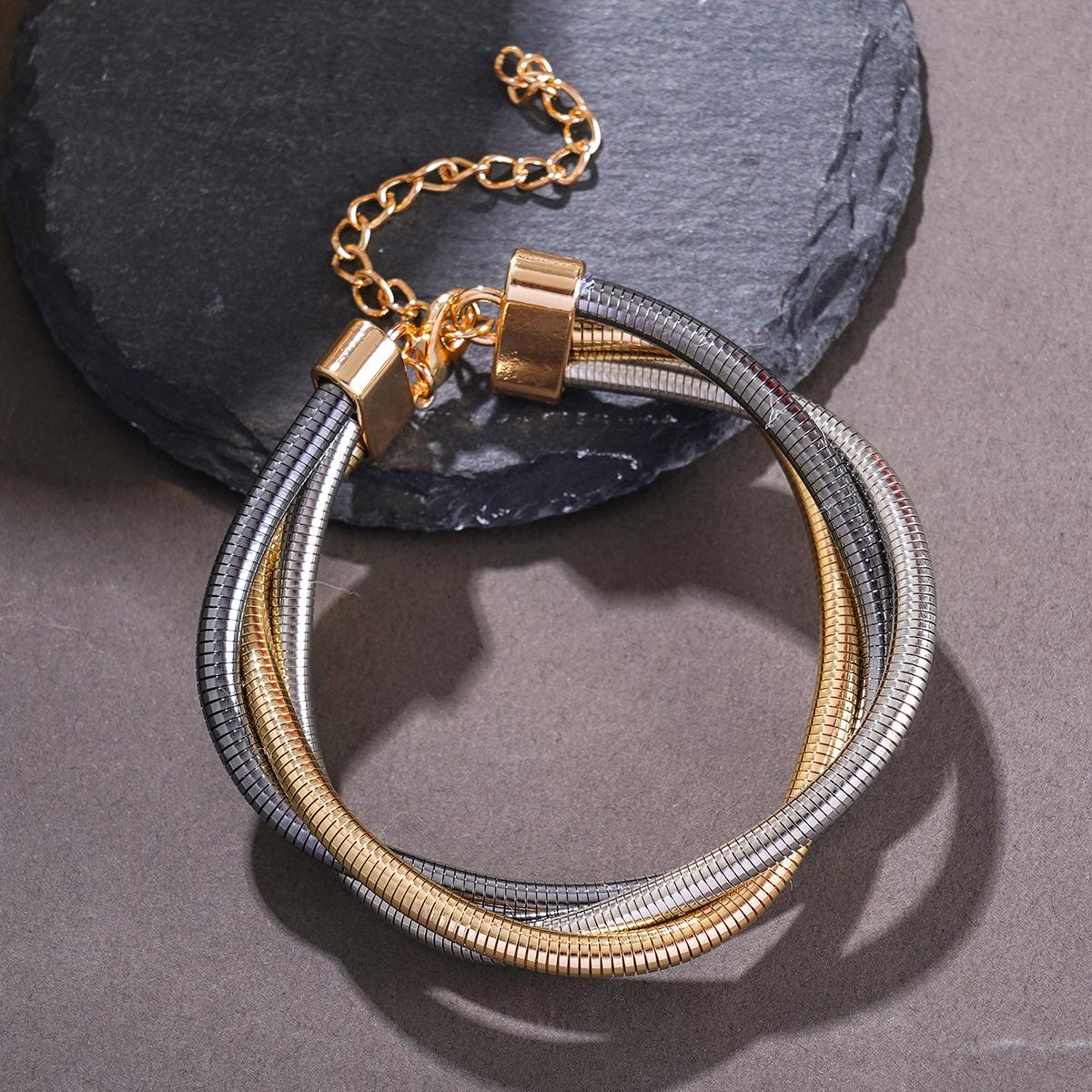 Exaggerated Necklace Woman - Unique Snake Bone Multi-Layer Triple-Wrapped Ring-Shaped Metal Necklace