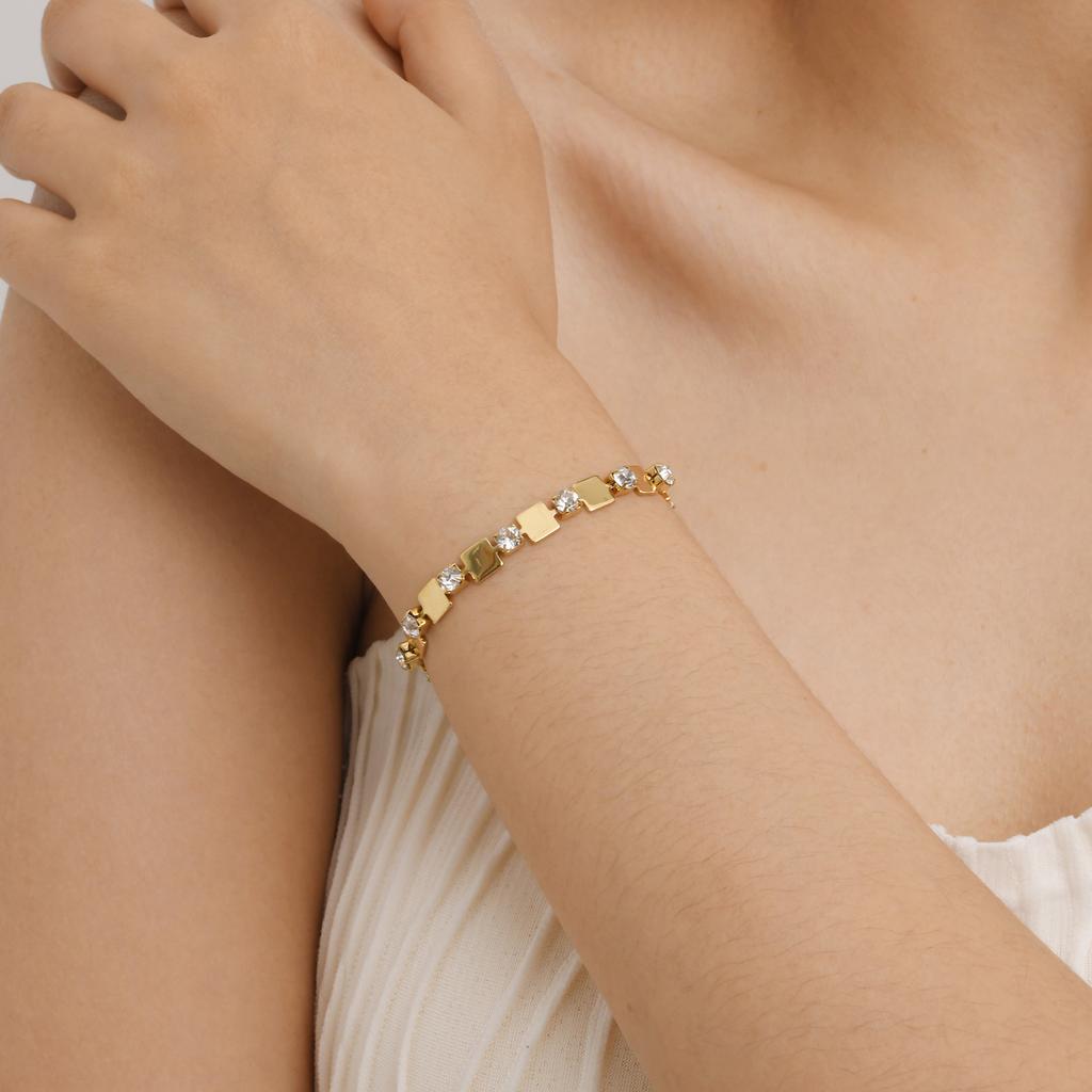 Luxury Creative Women's Cubic Zircon Filled Bracelets Gold Color Square Geometry Stainless Steel Simple Wedding Bracelet Jewelry