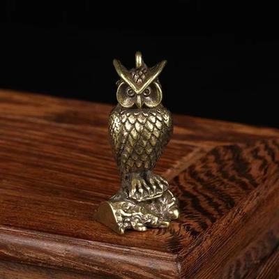 Deko & Wohnaccessoires – Statuetten