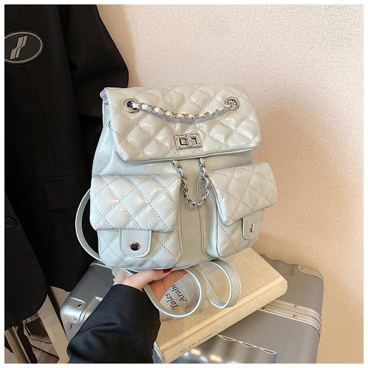 Chain Backpack Women's New Fashion Niche Design Women's Lightweight Fashion Schoolbag Backpack