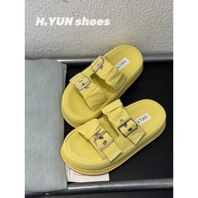 

Leather thick-soled one-word slippers women s summer new pleated versatile comfortable soft-soled beach shoes cool slippers 35 жёлтый