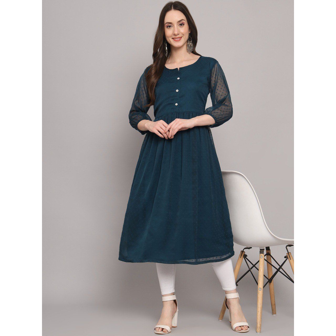 

Традиционный красивый дизайнер, тысячи работ Butti, Georgette Fancy Kurti для женщин и девочек