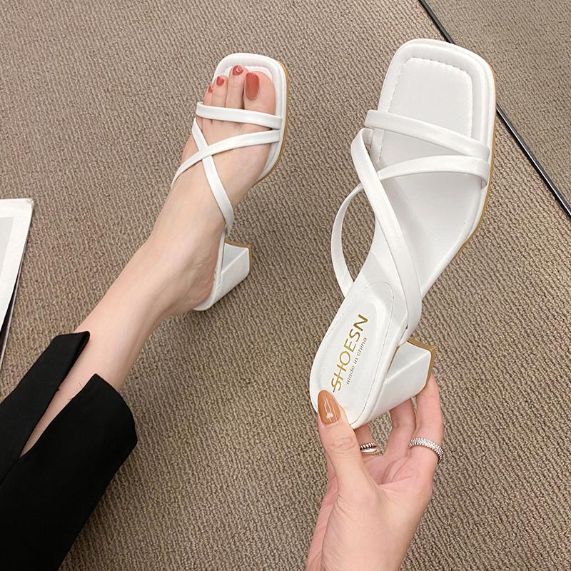 

Корейская версия толстый каблук высокие босоножки женские 2024 новые модные повседневные простые универсальные тапочки с квадратным носком летнее время 40 белый