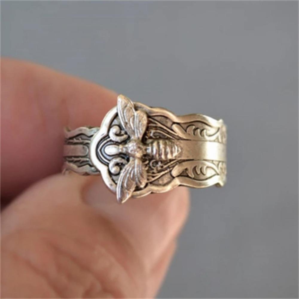2024 Simple Trend Delicate Compact Metal Bee Spoon Ring Women's  Temperament Bohemian Style Jewelry WeddingEngagementRing