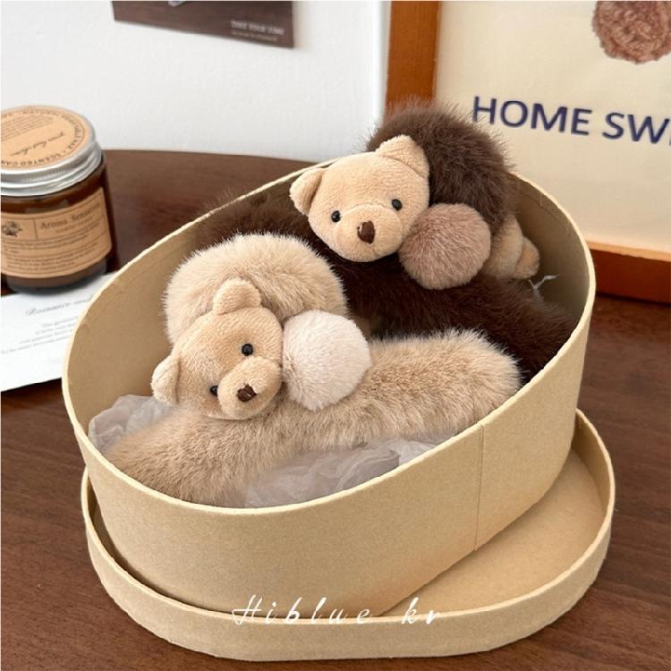4Pcs Adorable Bear Themed Plush Hairclip for Women Large Hairpin Comfortable Secure Barrettes for Everyday Styling
