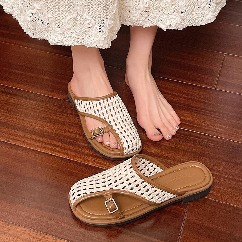 Woven bag head half slippers female oblique mouth 2025 summer new soft leather hollow breathable belt buckle non-slip retro sandals