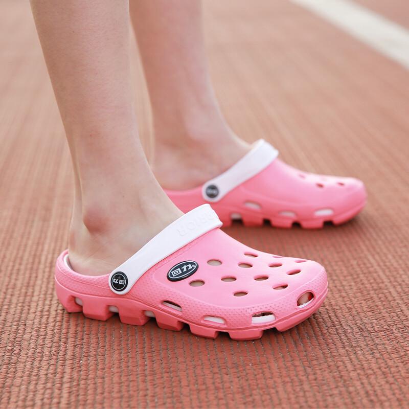 Warrior 049 Closed-Toe Clog Sandals