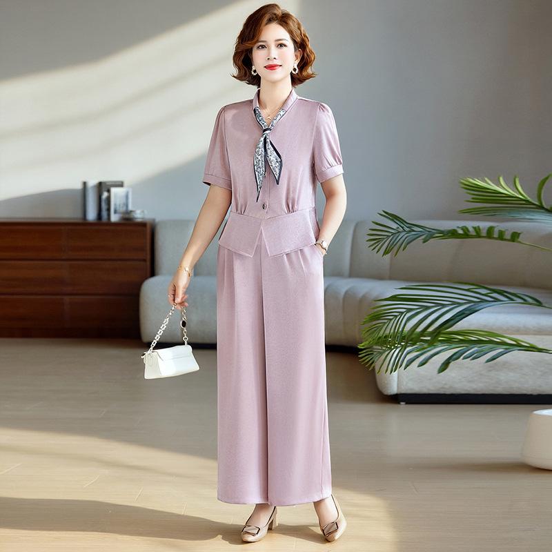 

Summer 2026 Stylish Two-Piece Set for Middle-Aged & Elderly Women – Age-Reducing, Slimming Short Sleeve Suit 3XL