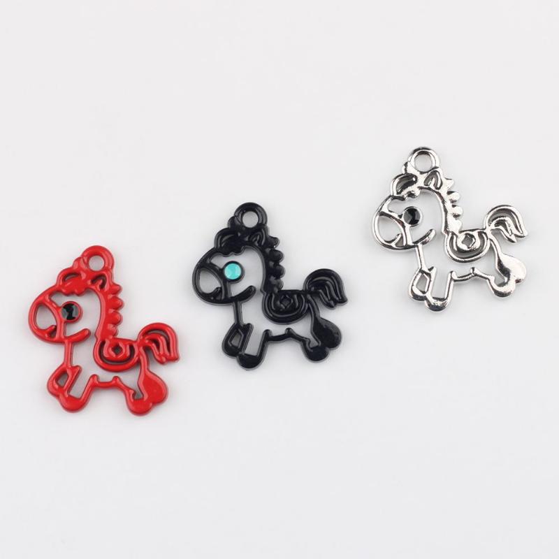 5 Pièces Pendentif Cheval Coloré Creux Charms Minimalistes Alliage Poney Fabrication de Bijoux Boucles d'Oreilles Bracelet Collier Accessoires DIY