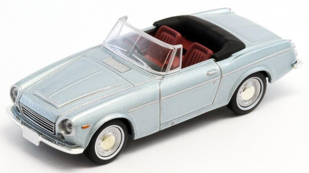 Tomica Limited Vintage Datsun Fairlady 1600 finished product LV-134b (light blue)
