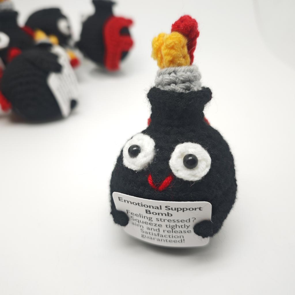 Crochet Positive Encouragement Bomb Dolls With Card Home Room Decor Handmade Wool Knitted Bomb Desktop Decor Christmas Gifts