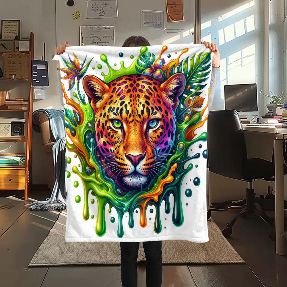 

Green splashed animals Print Flannel Blanket High quality Comfortable for All Seasons Home Decor Warmth and Comfort Perfect for Christmas Gifts 80cm x 120cm
