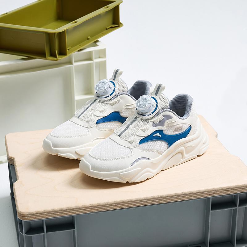 Anta Fashionable Versatile Simple Shock Absorbing Wear Resistant Low Top Kids Running Shoes Kids Sneaker White Blue A312418801-1