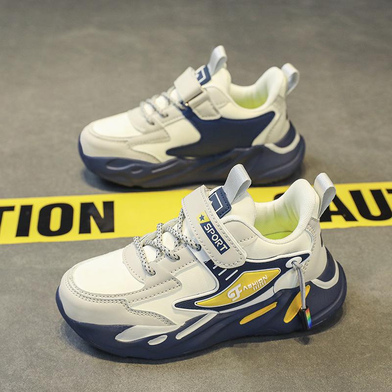 1876 students boys sports shoes waterproof leather surface primary school students casual running shoes lightweight soft sole medium and large childr