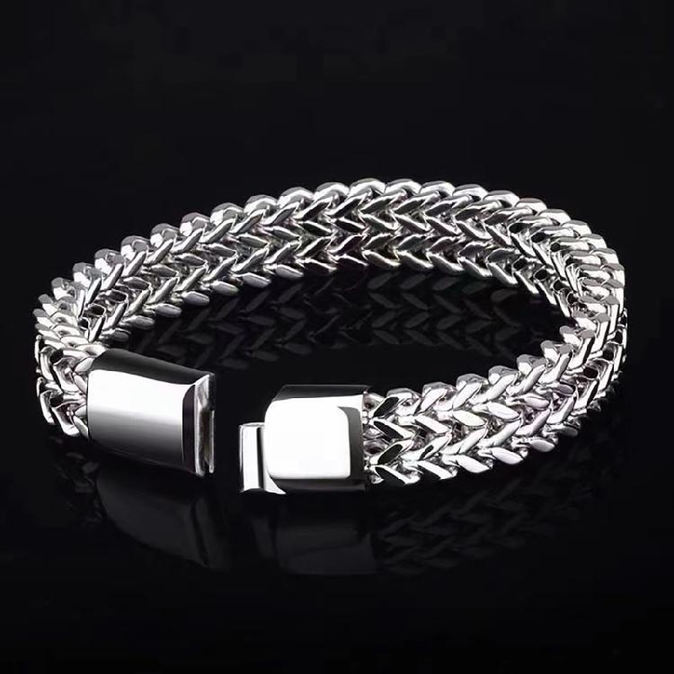 Fashionable Stainless Steel Bangle Women Link Chain Bracelet Wrist Jewelry Stainless Steel Texture for Various Occasion