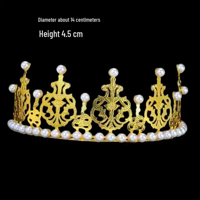 טופר לעוגה תחרה ומלכותי - עיצוב כיסוי ראש מלכה לחתונות וימי הולדת