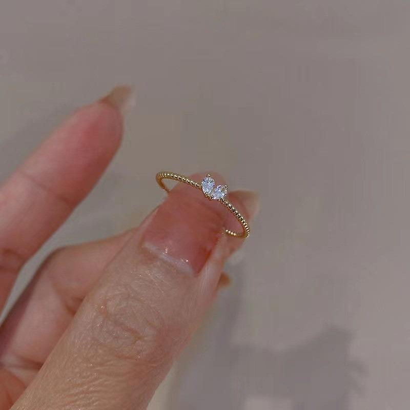 Zirconia Versatile Retro Finger-shaped Exquisite Opening Adjustable Ring for Women Love Heart