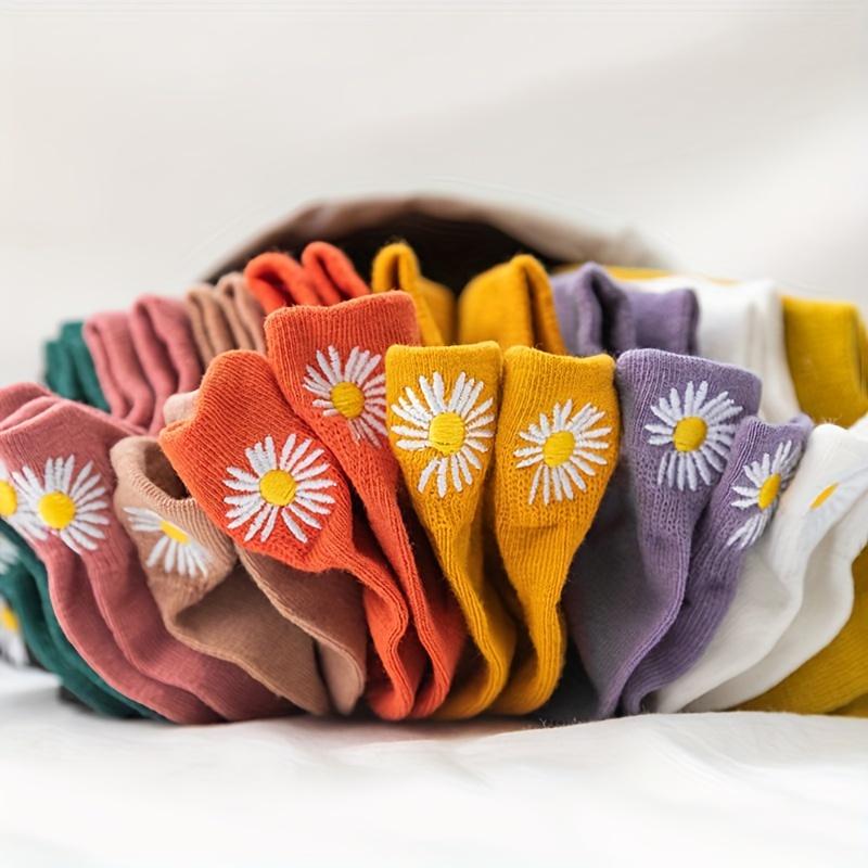 6 Pairs Elegant Floral Women's Ankle Socks | Breathable Stretchy No-Show Boat Socks Machine Washable for Casual & Athletic Wear