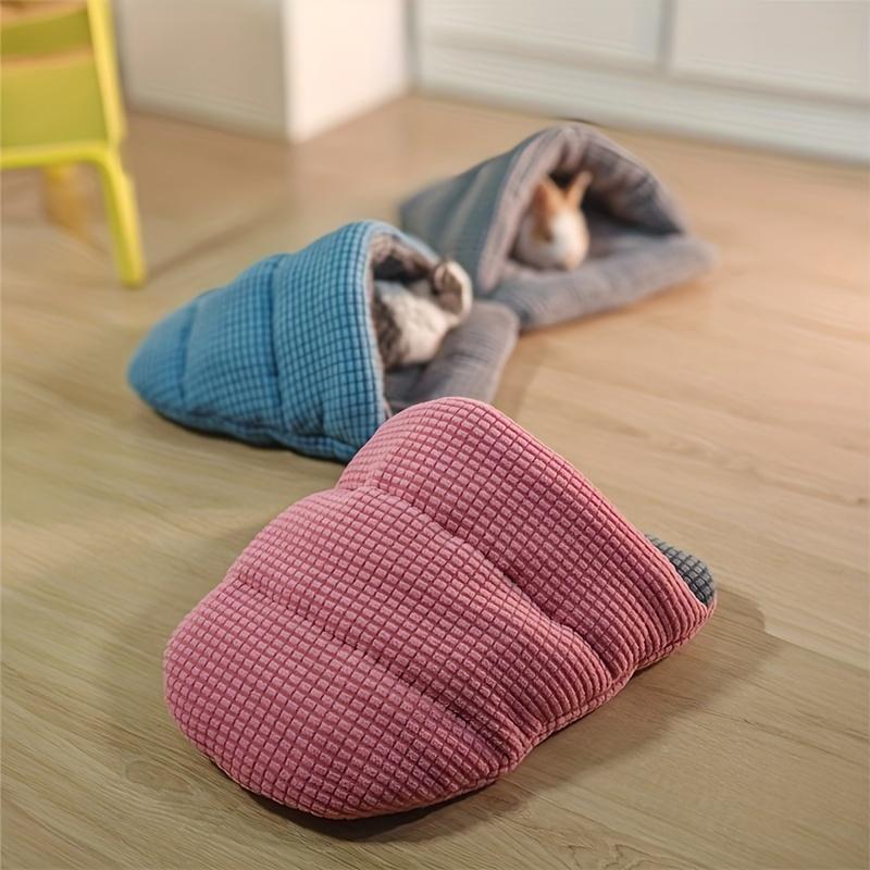 1 szt. Przytulne półzamknięte legowisko dla małych zwierząt - Miękkie, ciepłe gniazdo dla świnek morskich, królików, wiewiórek i innych - Można prać w pralce