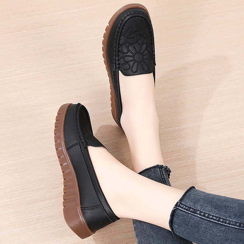 Women Moccasins Driving Shoes Comfort Casual Nurse Loafers Walking Minimalist Summer Maternity Shoes Plus Size