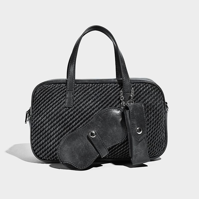 

European and American large-capacity Boston pillow bag, hand-woven bag, fashionable hand-held camera bag, trendy shoulder and crossbody bag 26*9*15CM синий