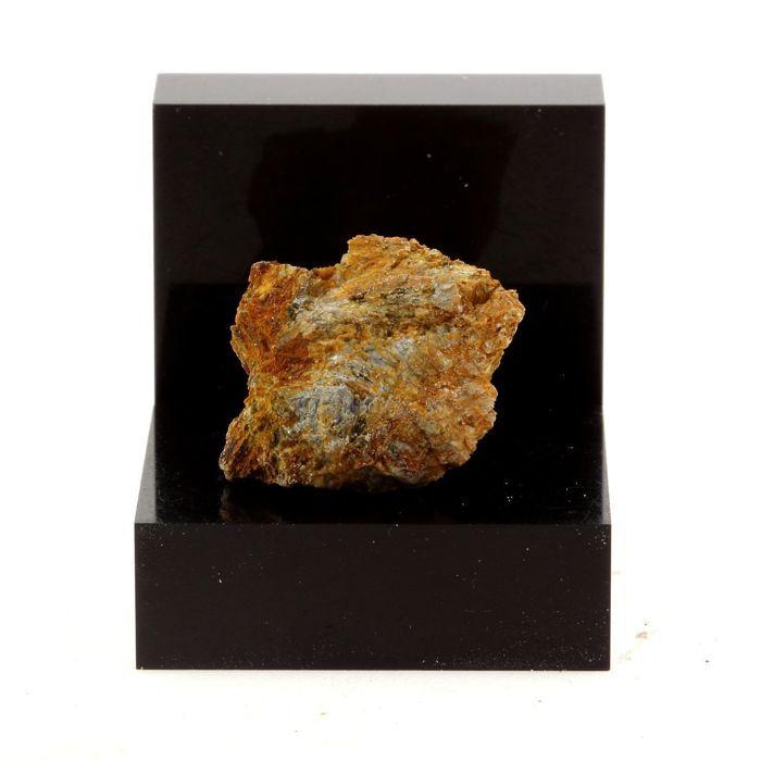 Carpholite 19.86 carats