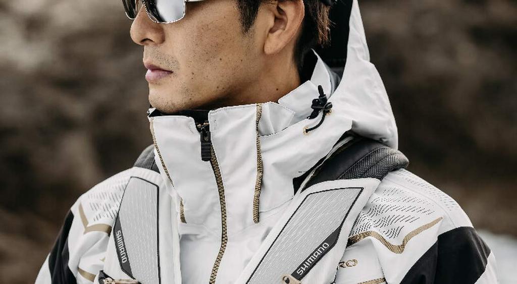 SHIMANO Fishing Rain Wear NEXUS Gore Rain Suit Limited Pro Blood Red 2XL Rock Saltwater RA-112U