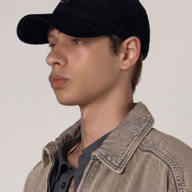 

UNDERCONTROL UC / CLASSIC B B / CD / BK FREE