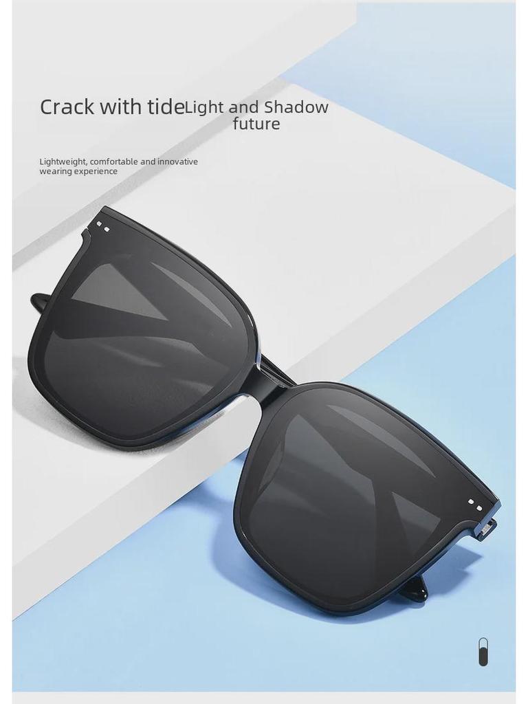 LOCEL Trendy UV Protection Square Sunglasses for Men and Women