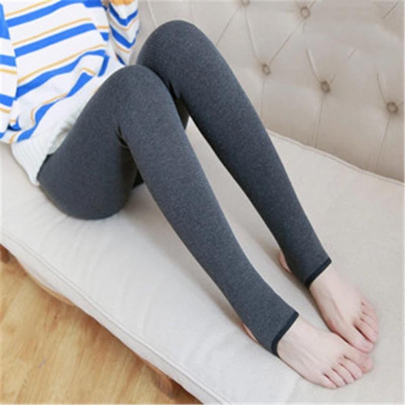 Women's Autumn And Winter Thick Fleece Leggings With Pearl Fleece Foot Insulation One Piece Pants