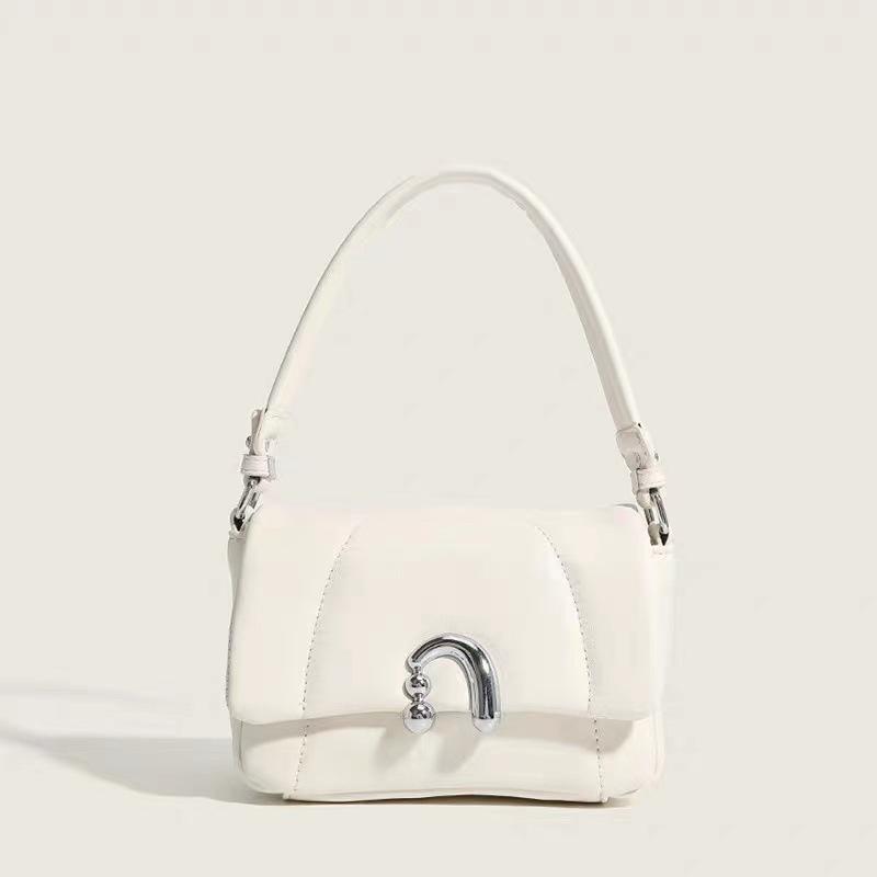 2025 High-End Diamond Pattern Underarm Bag: Zhao Lusi Style Niche Shoulder Handbag with Flower Roll Design