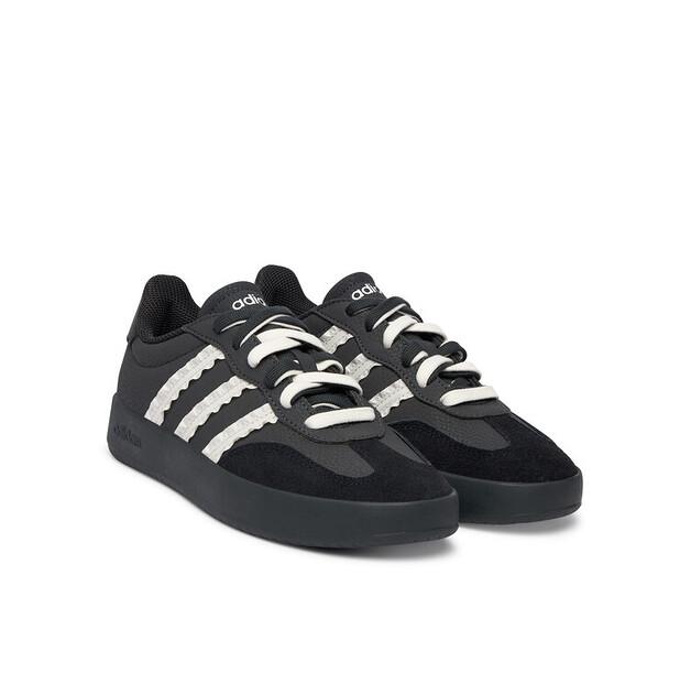 Кроссовки adidas Barreda