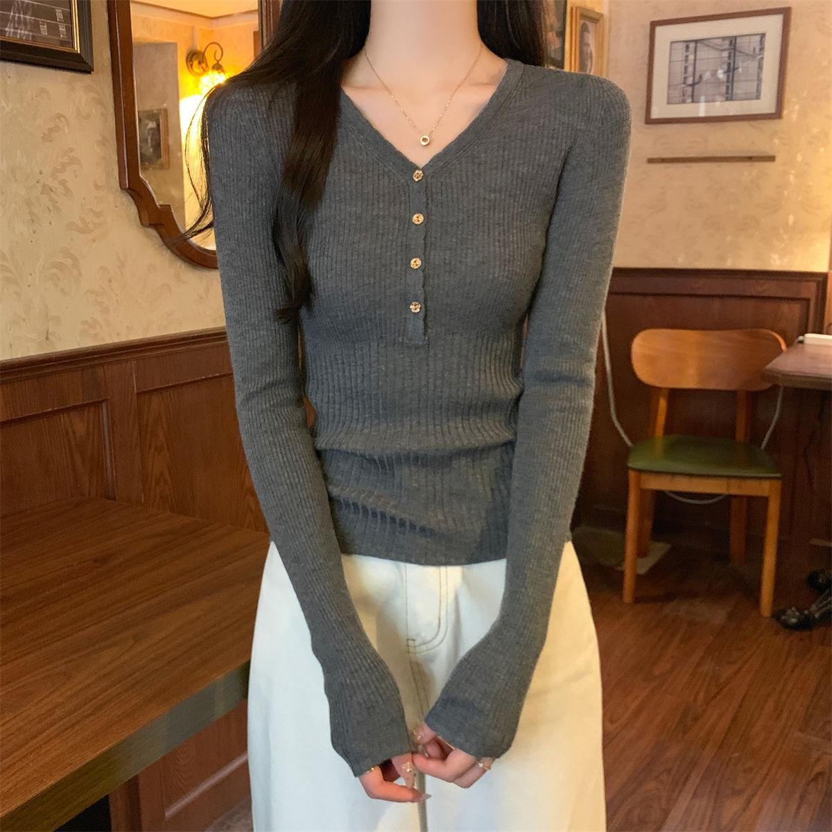 

V-neck sweater knitted sweater women s autumn new pit strip long-sleeved high-end temperament slim-fitting inner bottoming shirt L темно-серого