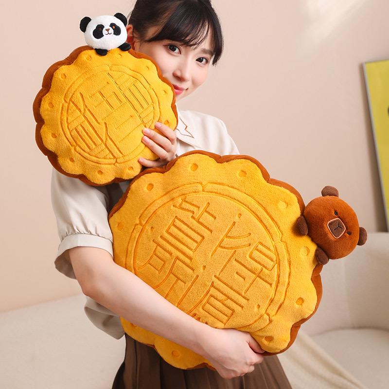 Creative Mooncake Plush Doll Pillow - Small Pendant for Mid-Autumn Festival & Corporate Gifts
