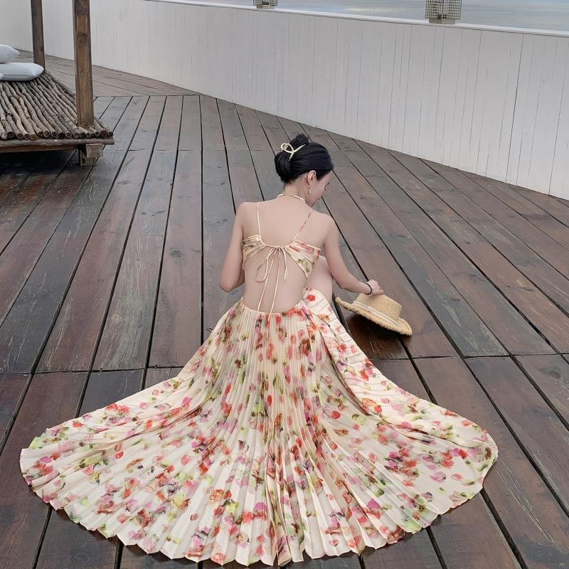 Super fairy pendulum atmosphere floral temperament waist thin pleated neck tube top suspender long skirt seaside vacation skirt