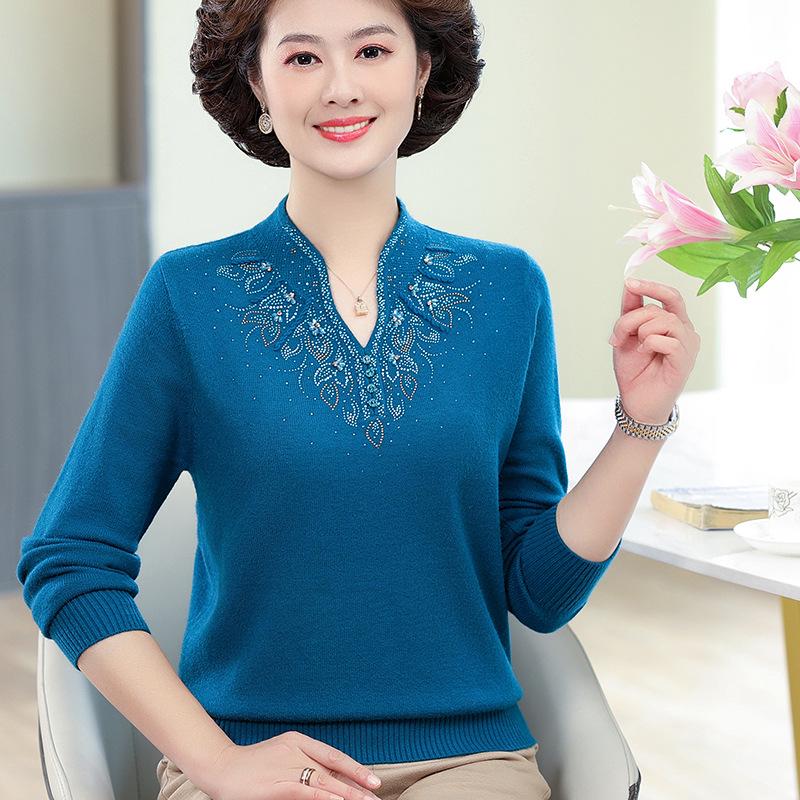 Autumn 2023 Stylish Cheongsam Collar Knit Top for Middle-aged & Elderly Women, Plus Size, Enhances Elegance