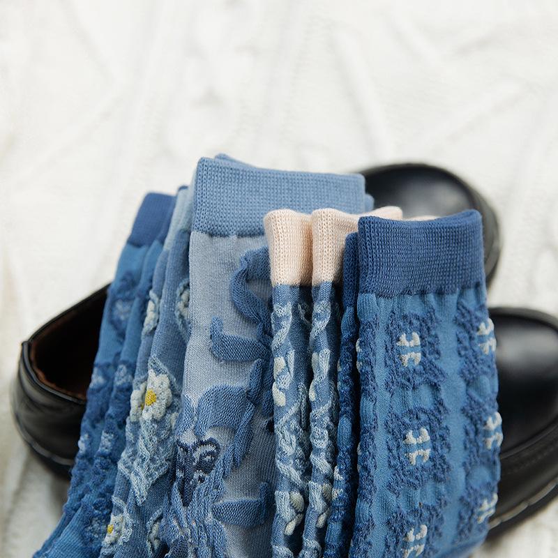 Women's Retro Blue Ethnic Style Mid-Calf Cotton Socks - Korean Fashion Artistic Design