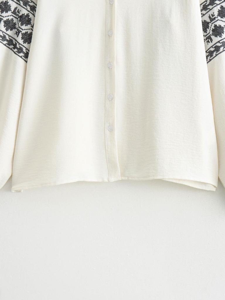 2024 Summer Women's V-Neck Color Block Embroidered Top - European & American Style Casual Fashion