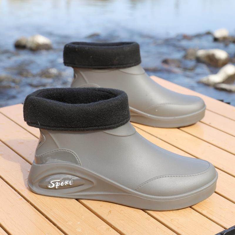 Men's Rain Shoes Non-slip and Waterproof Fashion Rain Boots Fleece Thermal Rubber Shoes Kitchen Work Medium Tube Short Tube Water Shoes