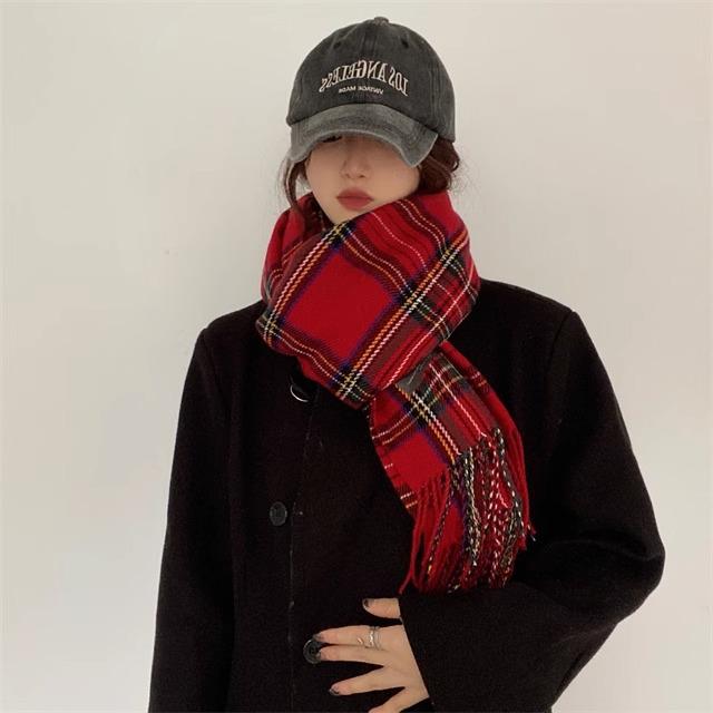 Korean Style Plaid Women's Winter Red Scarf: Trendy High-End Shawl and New Year Gift