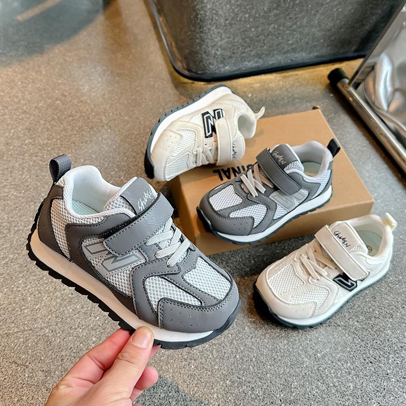 Spring and summer new children's breathable mesh shoes, boys' and girls' Velcro soft-soled sneakers, student running shoes, fashionable