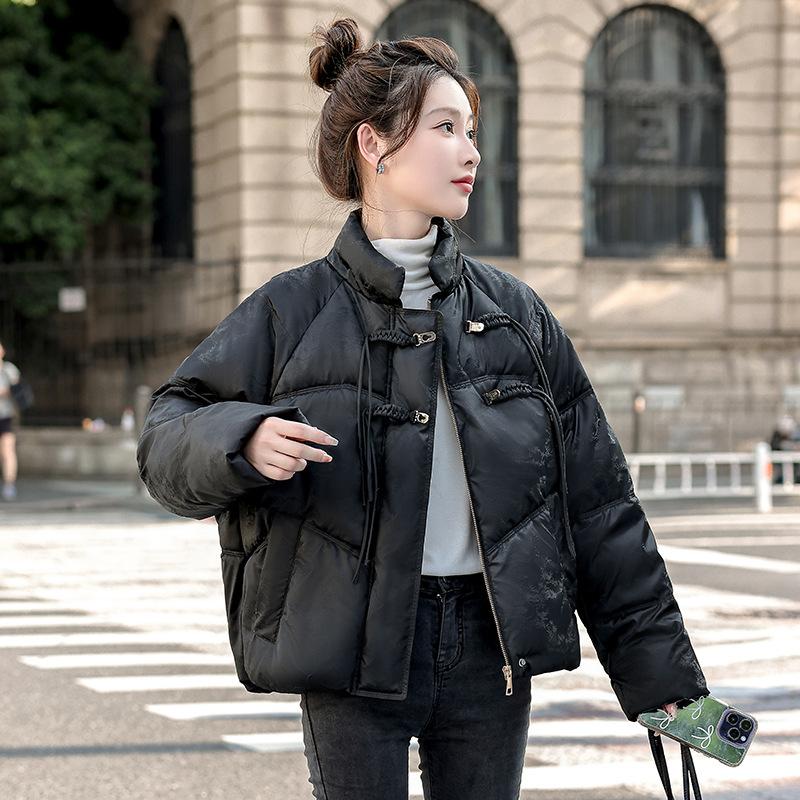 

Короткая национальная куртка с хлопковой подкладкой, женская, однотонная, зимняя, новая, китайская, роскошная, в стиле маленького аромата, с застежкой-пуговицей, утолщенное пальто. XXL чёрный