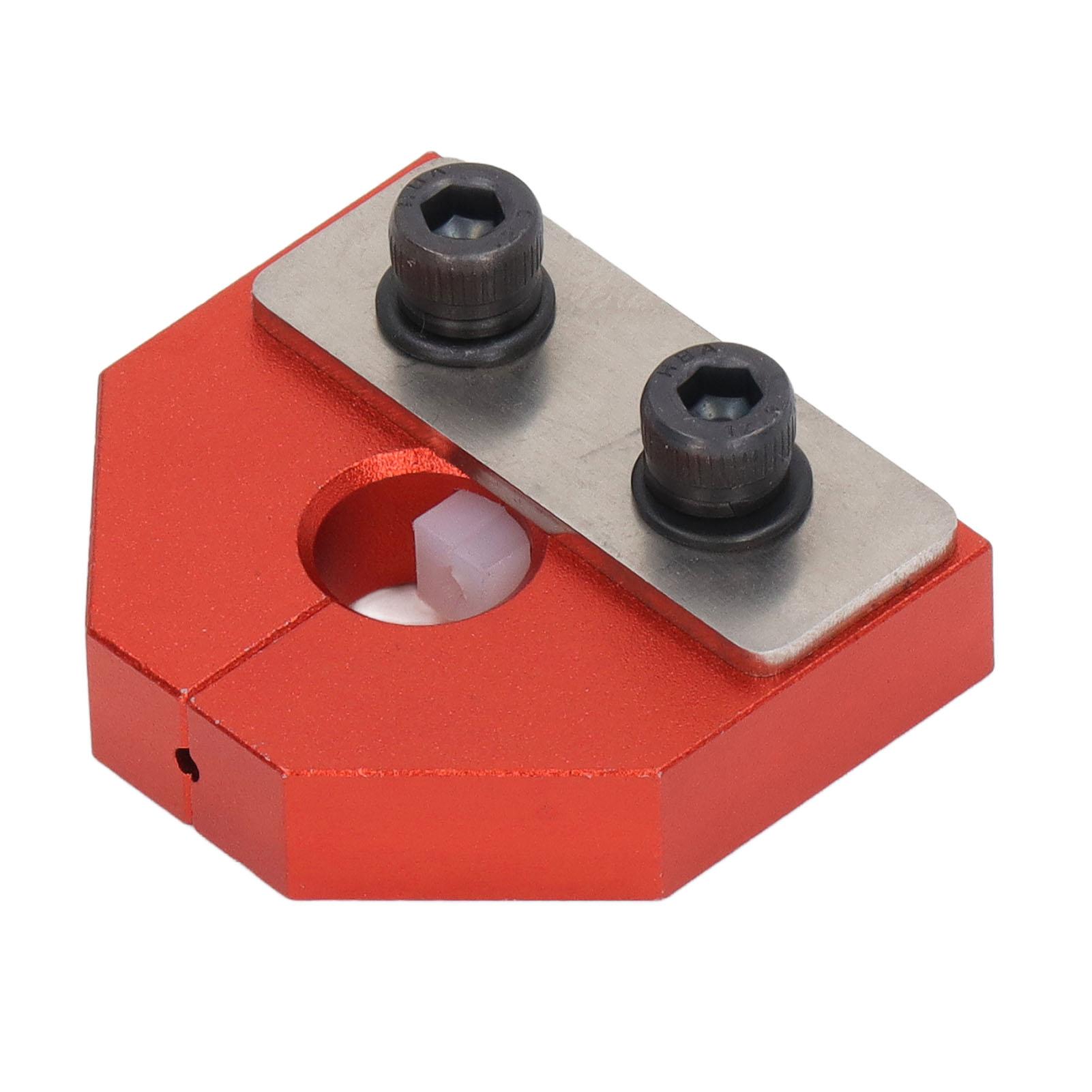 Red Aluminium alloy