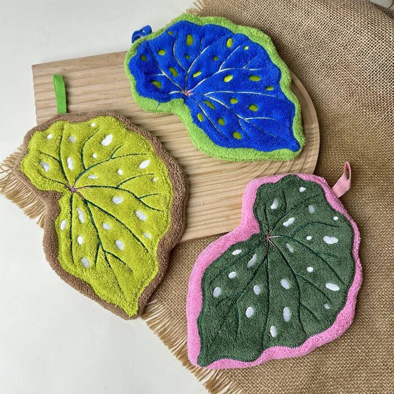 Imitation Leaf Absorbent Hand Towel Plant Pattern Hanging Towel Kitchen Bathroom Cleaning Cloth