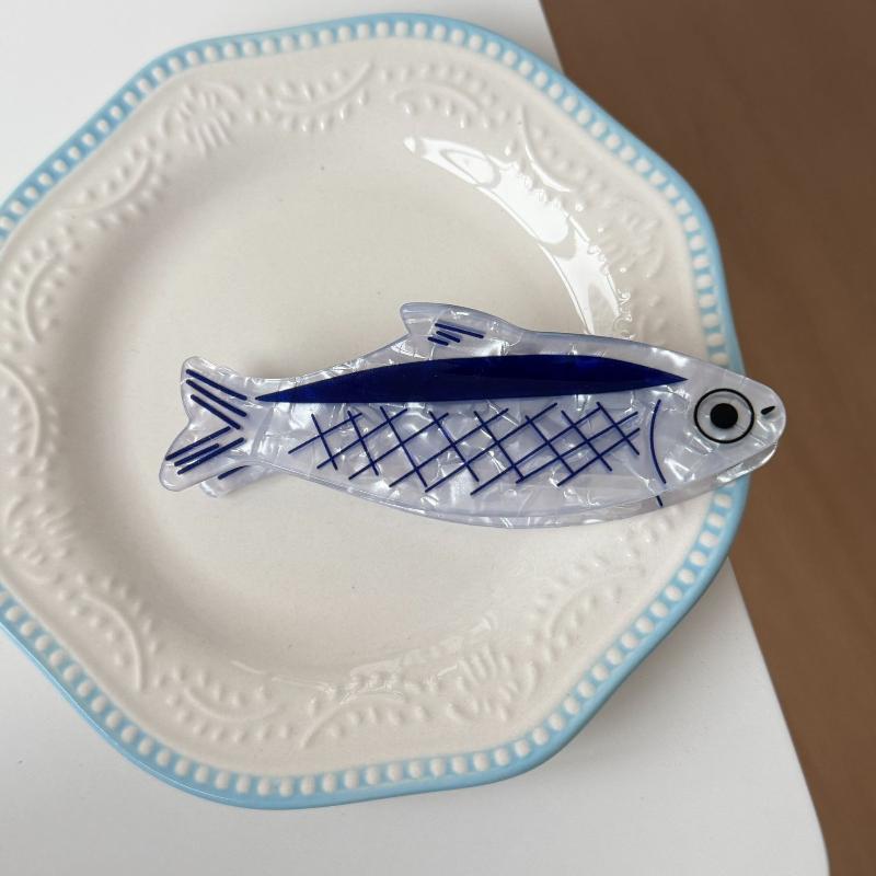 1Pcs Korean-Style New Cute And Sweet Back-Of-Head Hair Clip, Small Fish Hair Clip, Hair Accessory, Suitable For Daily Wear