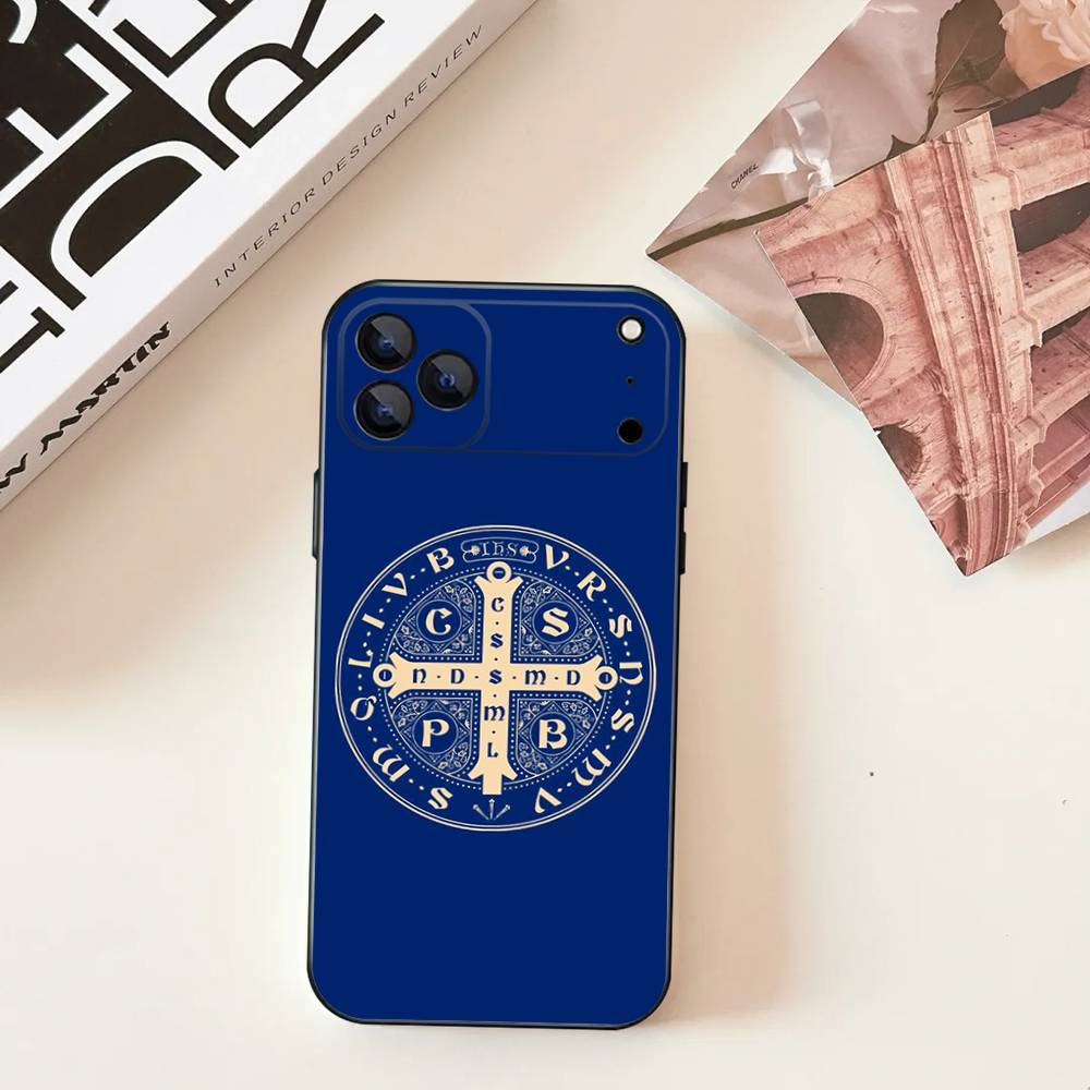 

Sao Bento Benedict of Nursia Phone Case For iPhone 11,12,13,14,15,16,17,Pro,Max,Plus,E,SE4,Air,Mini Black Soft Cover iPhone16