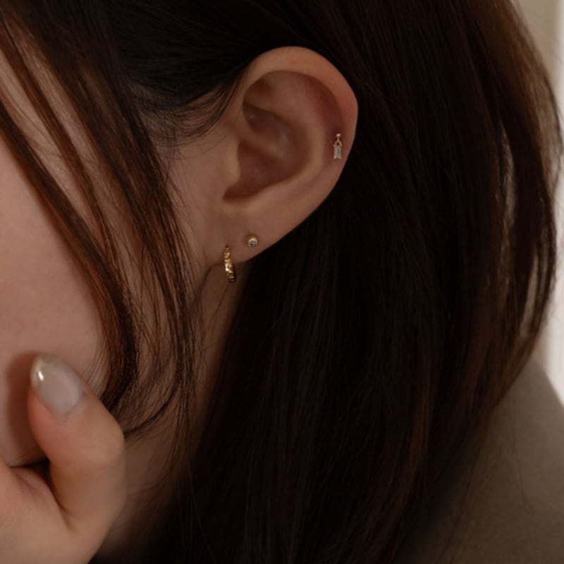 youngglow 14k drop square cubic piercing