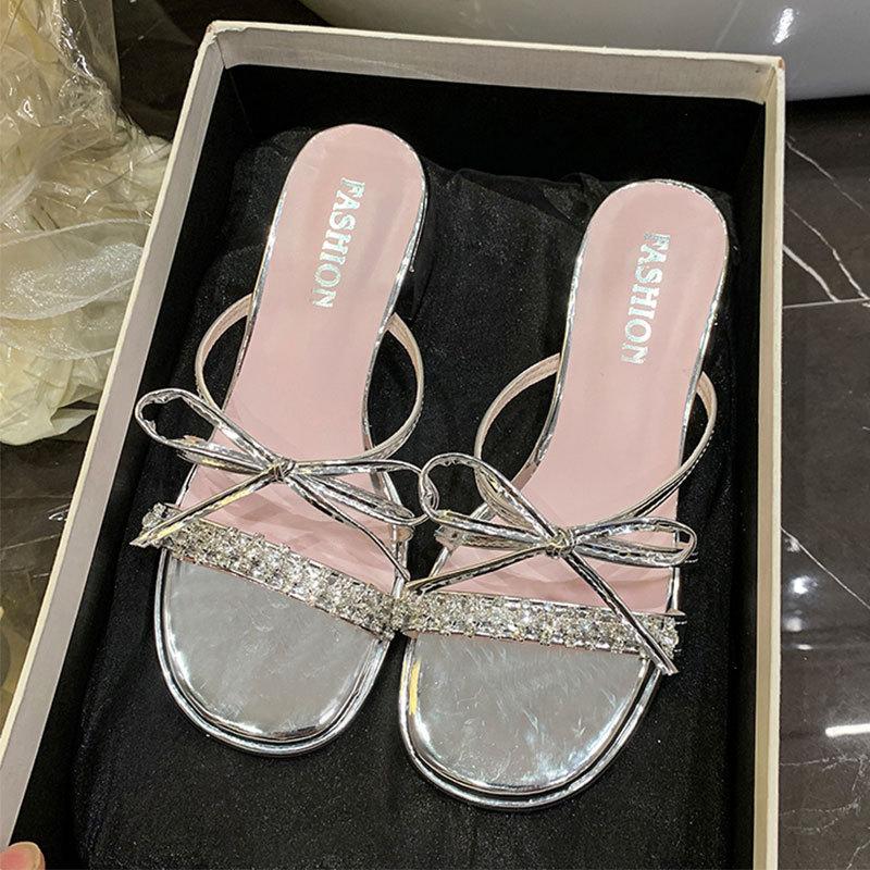 

Серебристые сандалии женские 2025 новые летние с бантом французский сказочный стиль крутые тапочки толстый каблук высокий каблук 40 серебряный